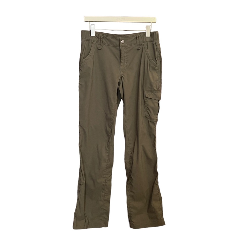 Duluth Trading hiking pants in size 6